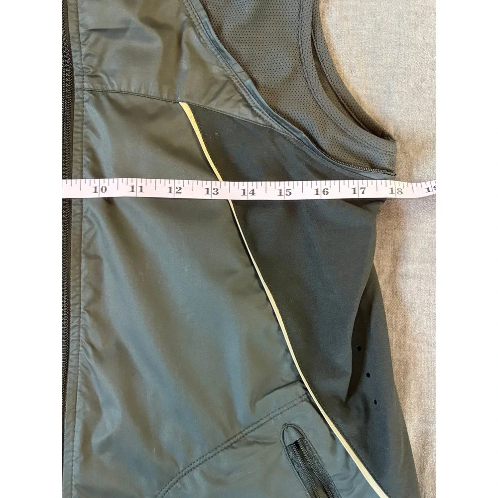 Nike Convertible Jacket‎ Black Women's M Zip-Off Sleeves 2-in-1 Vest Windbreaker